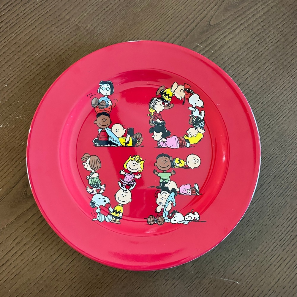 Pottery Barn Kids Peanuts Snoopy LOVE Melamine Plate Red Valentine's Day 11''